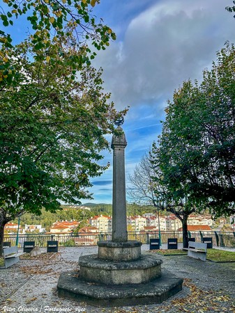 Pelourinho da Sertã - Portugal 🇵🇹 (54362547218).jpg