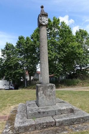 Pelourinho de Cabeceiras de Basto (5).jpg