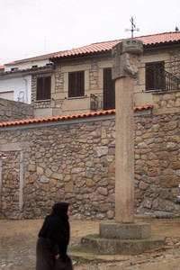 Pelourinho de Longroiva.jpg