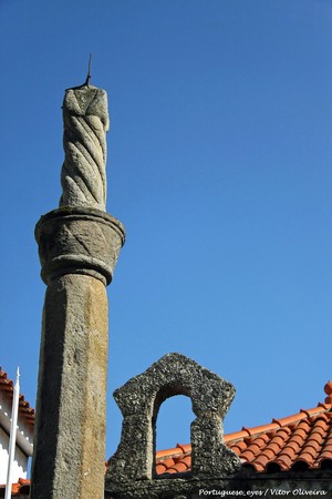 Pelourinho de Penalva de Alva - Portugal (36003695603).jpg