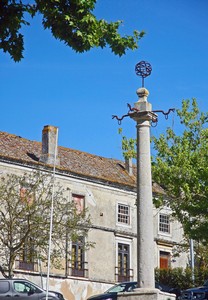 Pelourinho de Vila Nogueira de Azeitão