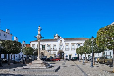 Praça da República - Campo Maior - Portugal (52607858573).jpg