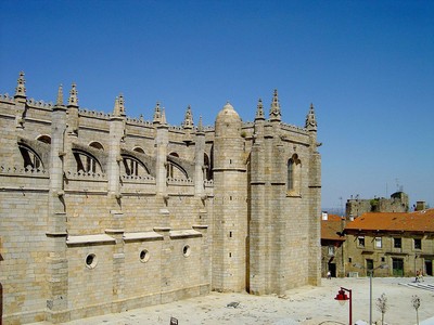 Sé da Guarda - Portugal (225494719).jpg