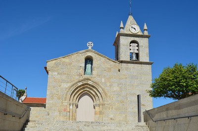Santa Maria de Meinedo (30253013516).jpg