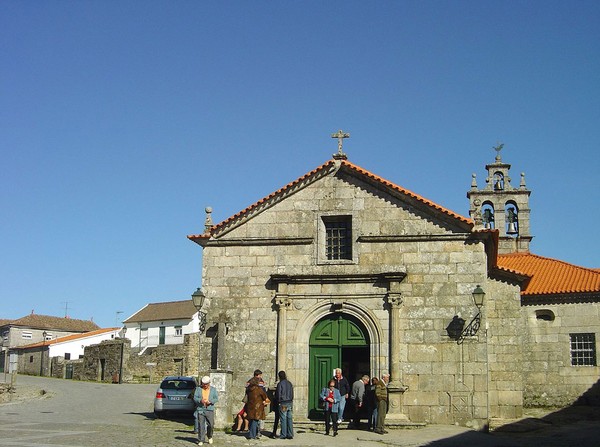 Santuário de Nossa Senhora da Lapa - Portugal (2405317626).jpg