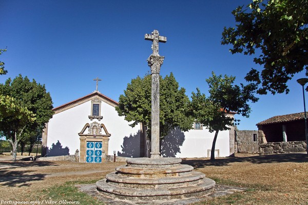 Santuário de Sacaparte - Portugal (15697569513).jpg