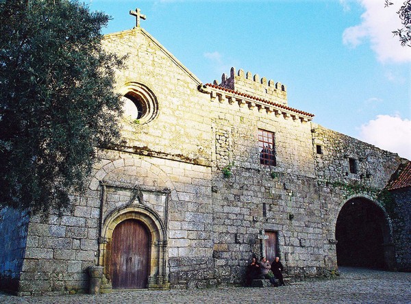 Sta. Maria de Cárquere - Resende - Portugal (91027070).jpg
