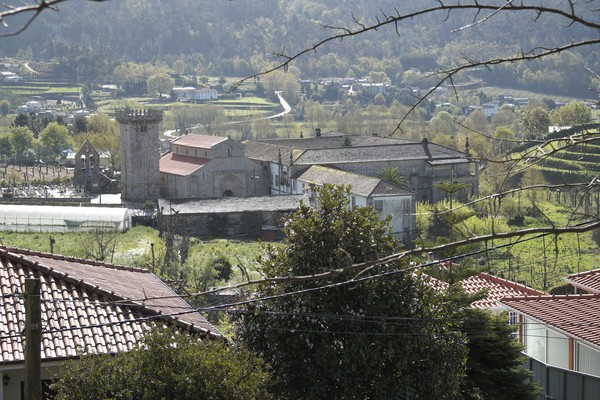 Travanca (Amarante) Mosteiro 542.jpg