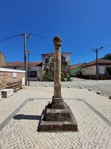 Vista para este do Pelourinho de Aguda.jpg